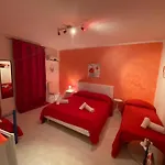 Colomba Bianca Nocleg ze śniadaniem 4*